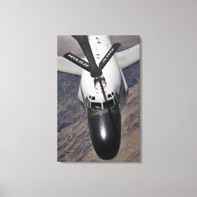Ein RC-135 Rivet Joint Reconnaissance-Flugzeug Leinwanddruck (Vorderseite)