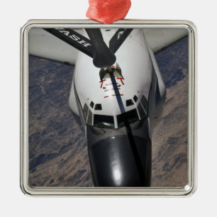 Ein RC-135 Rivet Joint Reconnaissance-Flugzeug Silbernes Ornament