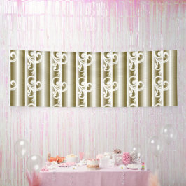 Ein reichlich farbiger Teppich weist ein symmetris Banner