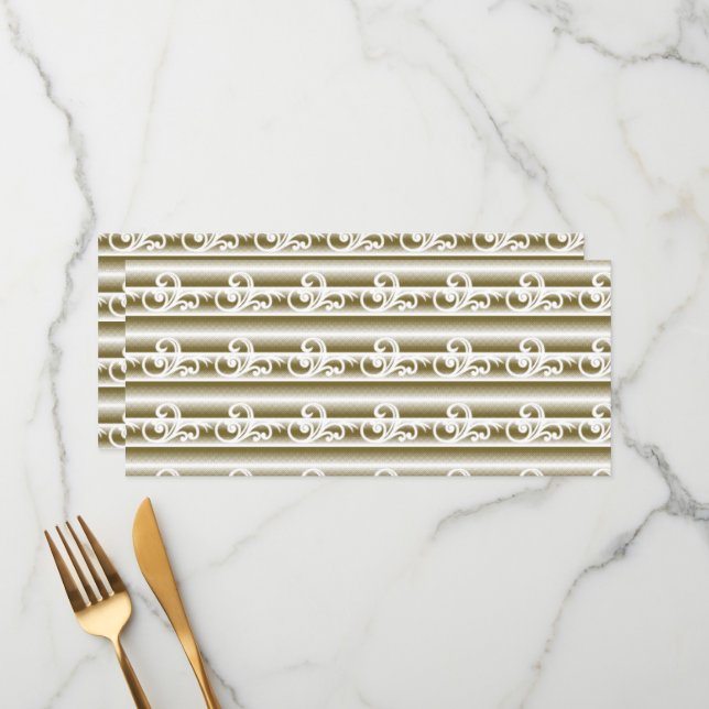 Ein reichlich farbiger Teppich weist ein symmetris Menükarte (Vorderseite/Rückseite Beispiel)