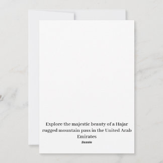 Ein robuster Bergpass in den VAE. Feiertagskarte
