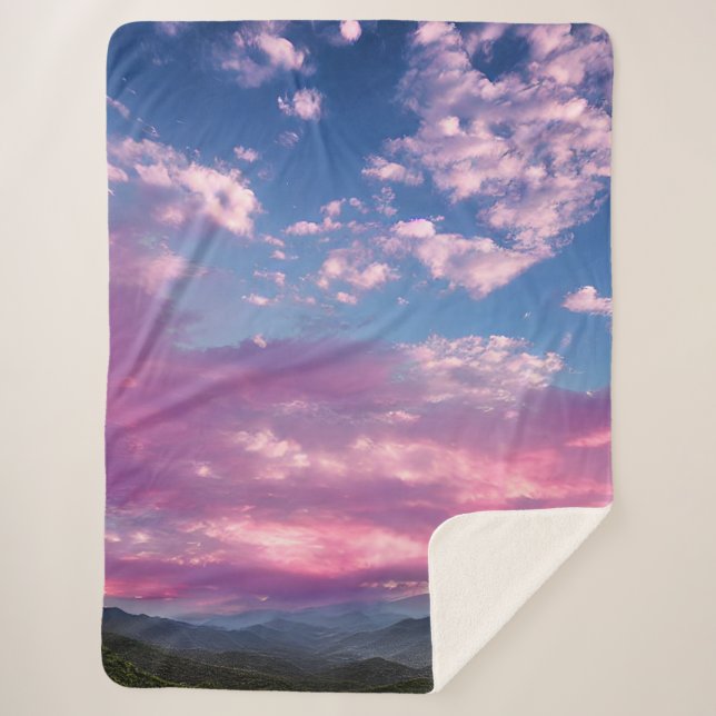 Ein rosa leuchtender Sonnenaufgang Sherpadecke (Vorderseite)