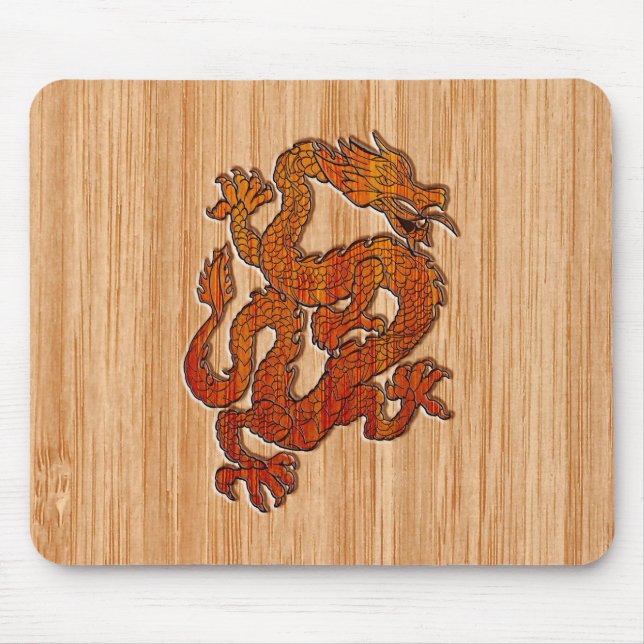 Ein roter Drache auf Bamboo wie Mousepad (Vorne)