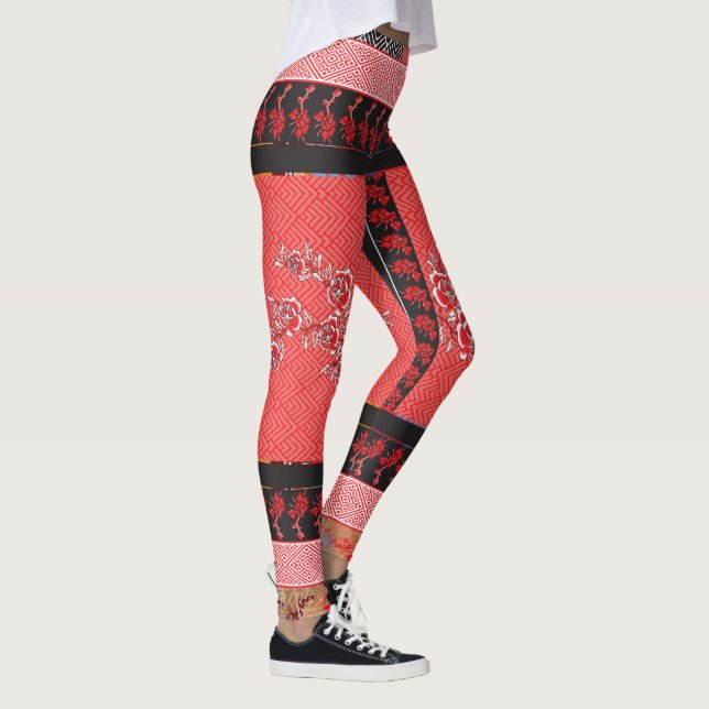 ein rotes und schwarzes Tapete Leggings (Rechts)