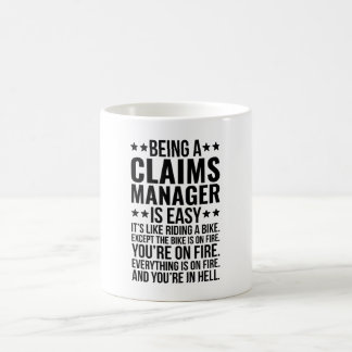 Ein Schadenregulierer zu sein, ist einfach, als wü Kaffeetasse