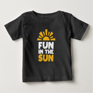 Ein Schild, das Spaß an der Sonne sagt Baby T-shirt