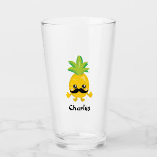 Ein schöner Ananas-Schnurrbart Glas