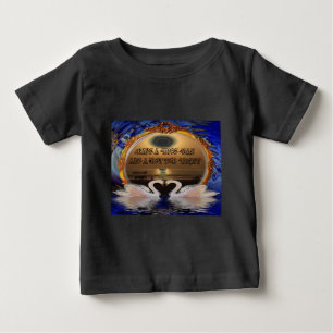 Ein schöner Tag und ein besseres nächtliches Zitat Baby T-shirt