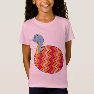 Ein schönes Osterei und ein Dinosaurier T-Shirt