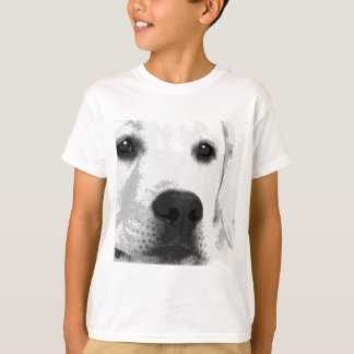 Ein schwarz-weißer Labrador Retriever T-Shirt