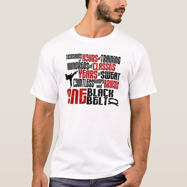 EIN schwarzer Gurt 2 KARATE-T - SHIRTS u. KLEID (Vorderseite)