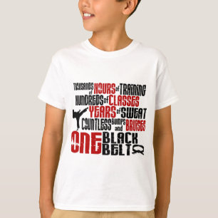 EIN schwarzer Gurt 2 KARATE-T - SHIRTS u. KLEID
