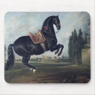 Ein schwarzes Pferd darstellend das Courbette Mousepad