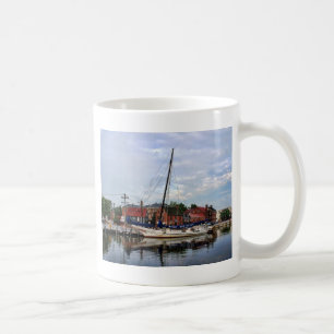 Ein Segelboot in Annapolis-Hafen Tasse