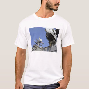 Ein Soldat mit schnellen Seilen T-Shirt