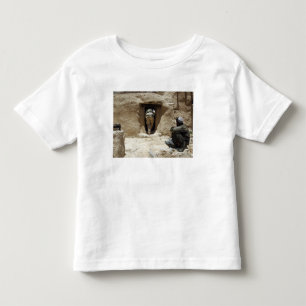 Ein Soldat von der Nationalgarde Kleinkind T-shirt
