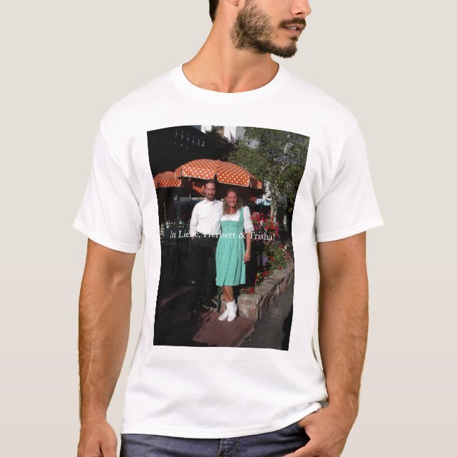 Ein Sommer in Vail. T-Shirt (Vorderseite)