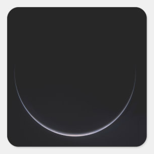 Ein Sonne-belichteter Halbmond von Erde Quadratischer Aufkleber