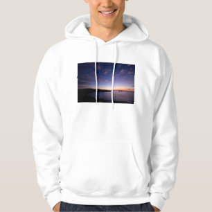 Ein Sonnenuntergang über dem Ozean in Costa Rica Hoodie