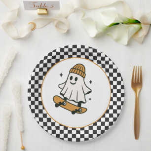 Ein Spooker Typ Halloween Pappteller