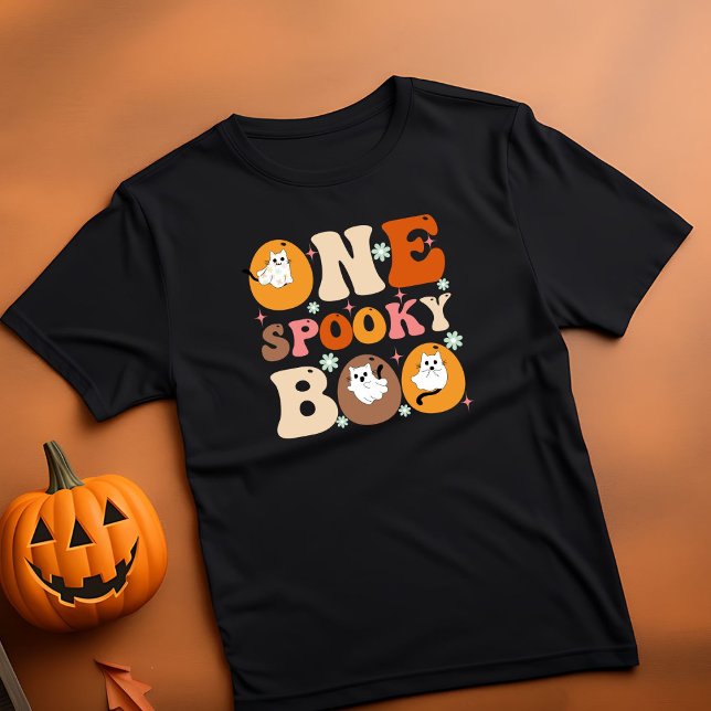Ein Spooky Boo Groovy Halloween Cat Ghost T-Shirt (Von Creator hochgeladen)
