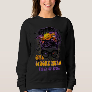 Ein Spooky Nurse Messy Hair Bun Halloween Nursing Sweatshirt
