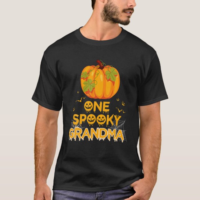 Ein Spooky Oma Funny Familie Halloween Match T-Shirt (Vorderseite)