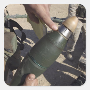 Ein Staffelführer weist auf eine Verzögerung hin Quadratischer Aufkleber