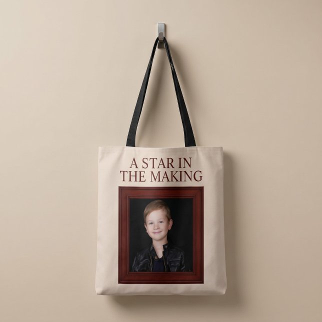 EIN STERN IM WERDEN Personalisiertes Kinderfoto (Von Creator hochgeladen)