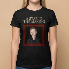 EIN STERN IM WERDEN Personalisiertes Kinderfoto T-Shirt