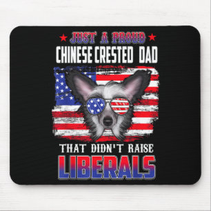 Ein stolzer Chinese Crested Hund Papa Merica Hund Mousepad