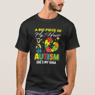 Ein Stück meines Herzens hat Autismus meine Gaga T-Shirt