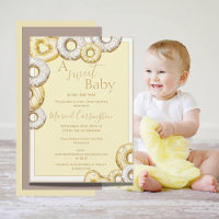 Ein süßes Baby Yellow Donuts Wasserfarbe Baby Dusc