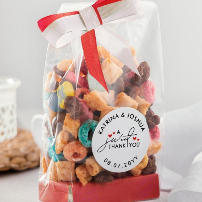 Ein süßes Dankeschön an die Red Hearts Gastgeschen Runder Aufkleber (Von Creator hochgeladen)