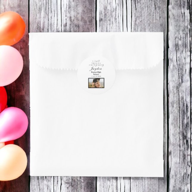 Ein süßes Ende für ein neues Foto für den Beginnen Runder Aufkleber (Von Creator hochgeladen)