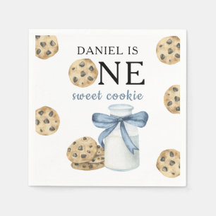 Ein süßes Keks und Milch zum ersten Geburtstag Serviette
