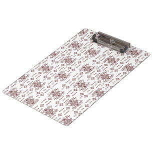Ein symmetrisches weißes Packpapier mit einem Retp Klemmbrett