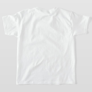 Ein T-Shirt für einen Jungen mit Schriftzug