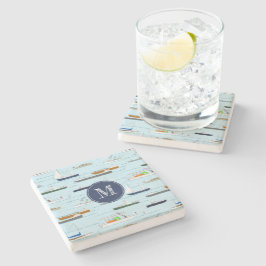 Ein Tag auf dem Ufer des Sees Bootsfahrt Steinuntersetzer