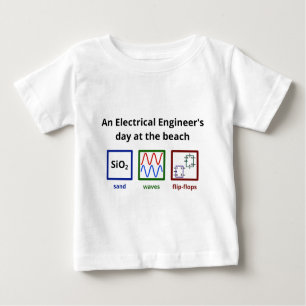 Ein Tag des Elektroingenieurs am Strand Baby T-shirt