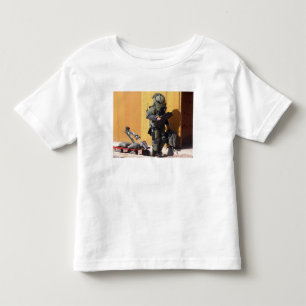 Ein Techniker Kleinkind T-shirt