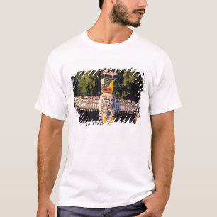 Ein Totempfahl in Vancouver, Kanada. T-Shirt