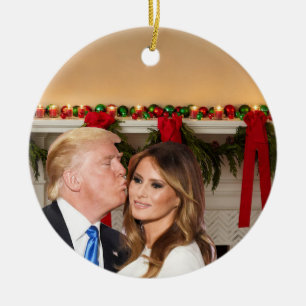 Ein Trump-Weihnachten: Donald und Melania Keramik Ornament