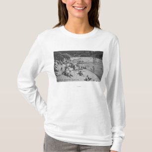 Ein typischer Tag an Sandy-Strand Monte Rio, CA T-Shirt
