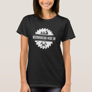 Ein- und Ausschaltmodus für Holz - Zimmereinrichtu T-Shirt