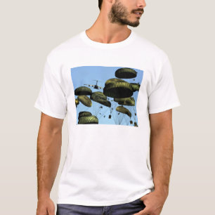Ein US-LuftwaffeC-17 Globemaster III T-Shirt