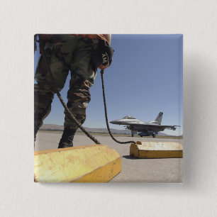 Ein US-Luftwaffen-Crewleiter Button