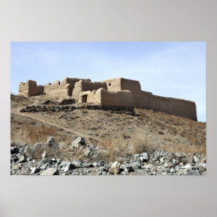 Ein verstärktes Mittel im Dorf von Akbar KH Poster