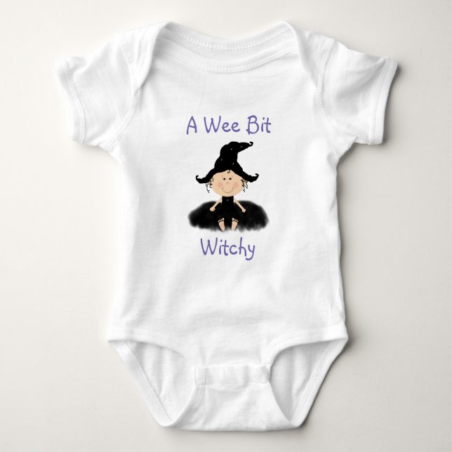 Ein Wee Bit Hexenhy Halloween-Shirt Baby Strampler (Vorderseite)