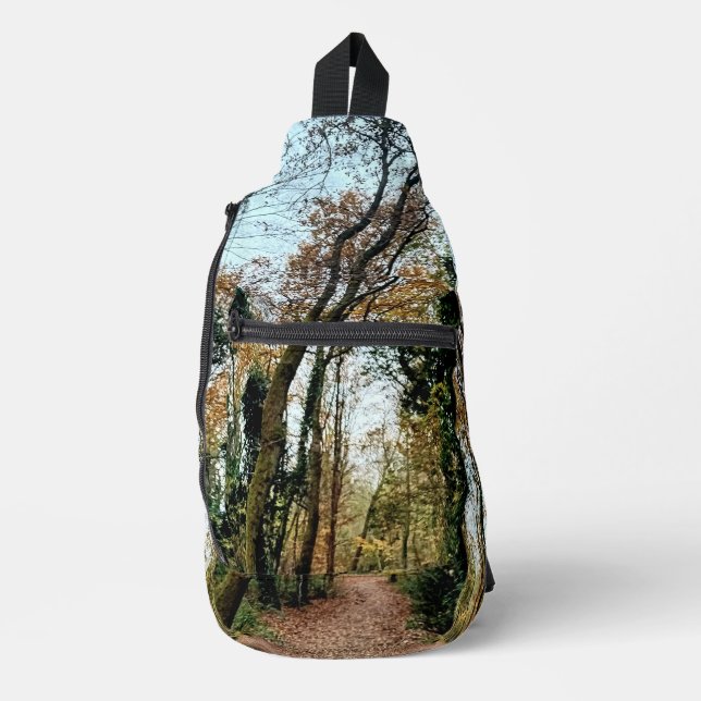 Ein Weg durch die Bäume Crossbody Bag (Vorderseite)